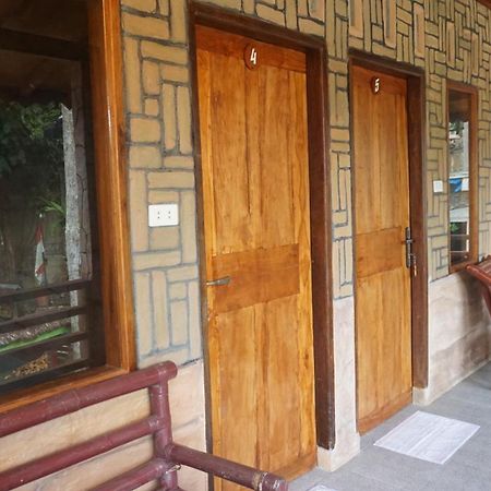 Rain Forest Guest House Bukit Lawang Exterior foto