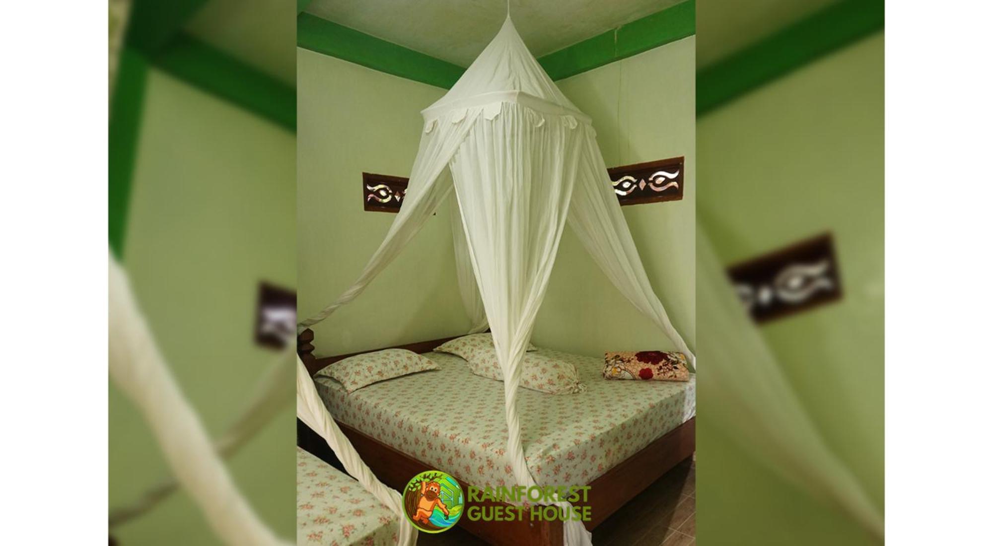 Rain Forest Guest House And Jungle Trekking Bukit Lawang Exterior foto