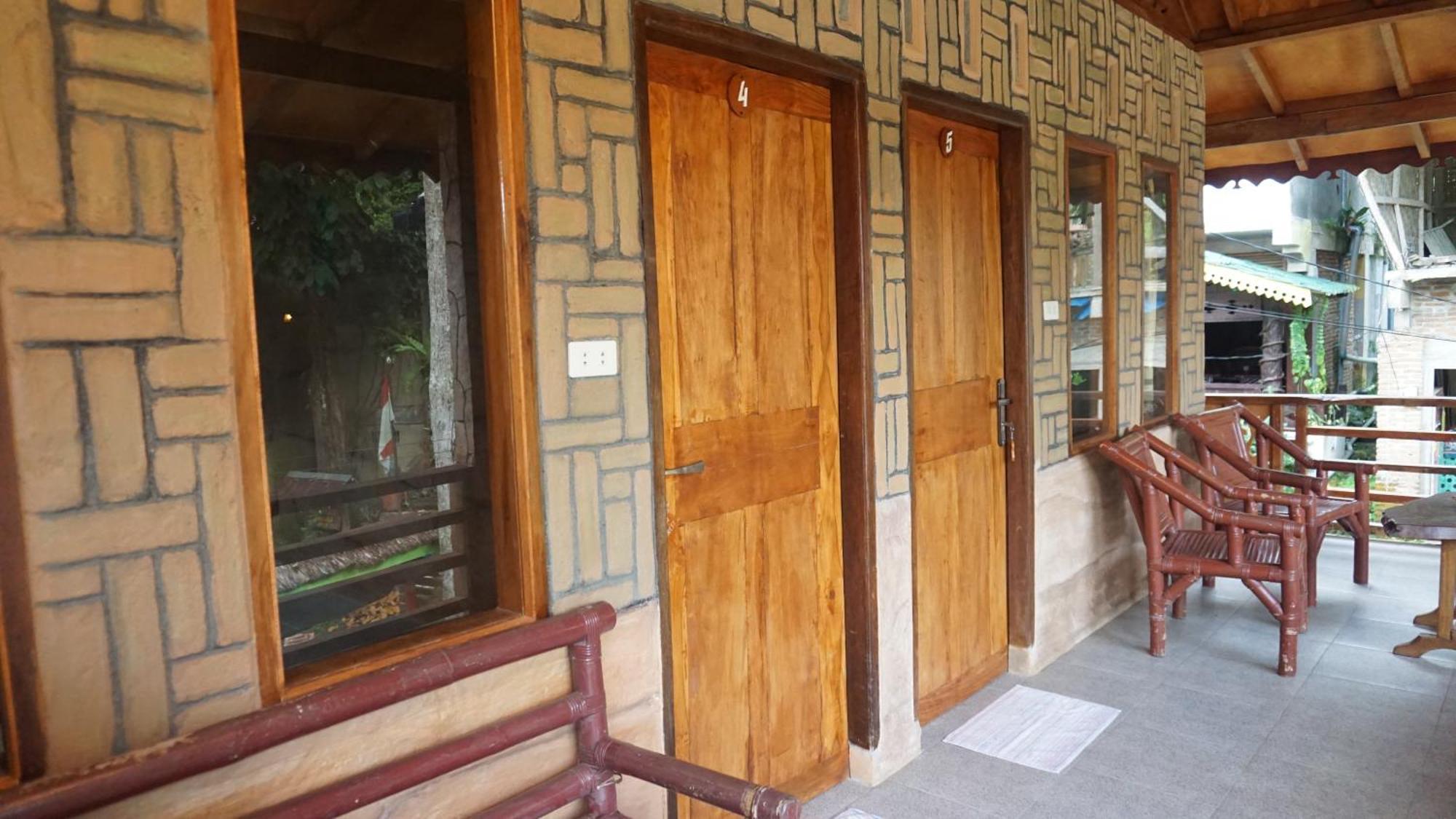 Rain Forest Guest House And Jungle Trekking Bukit Lawang Exterior foto