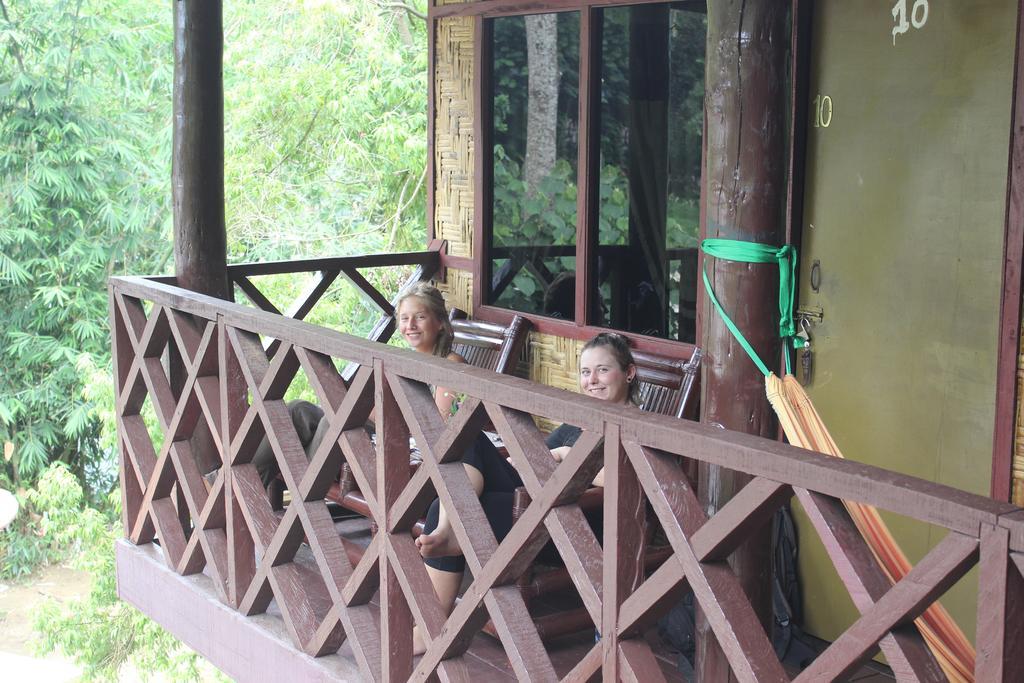 Rain Forest Guest House And Jungle Trekking Bukit Lawang Exterior foto
