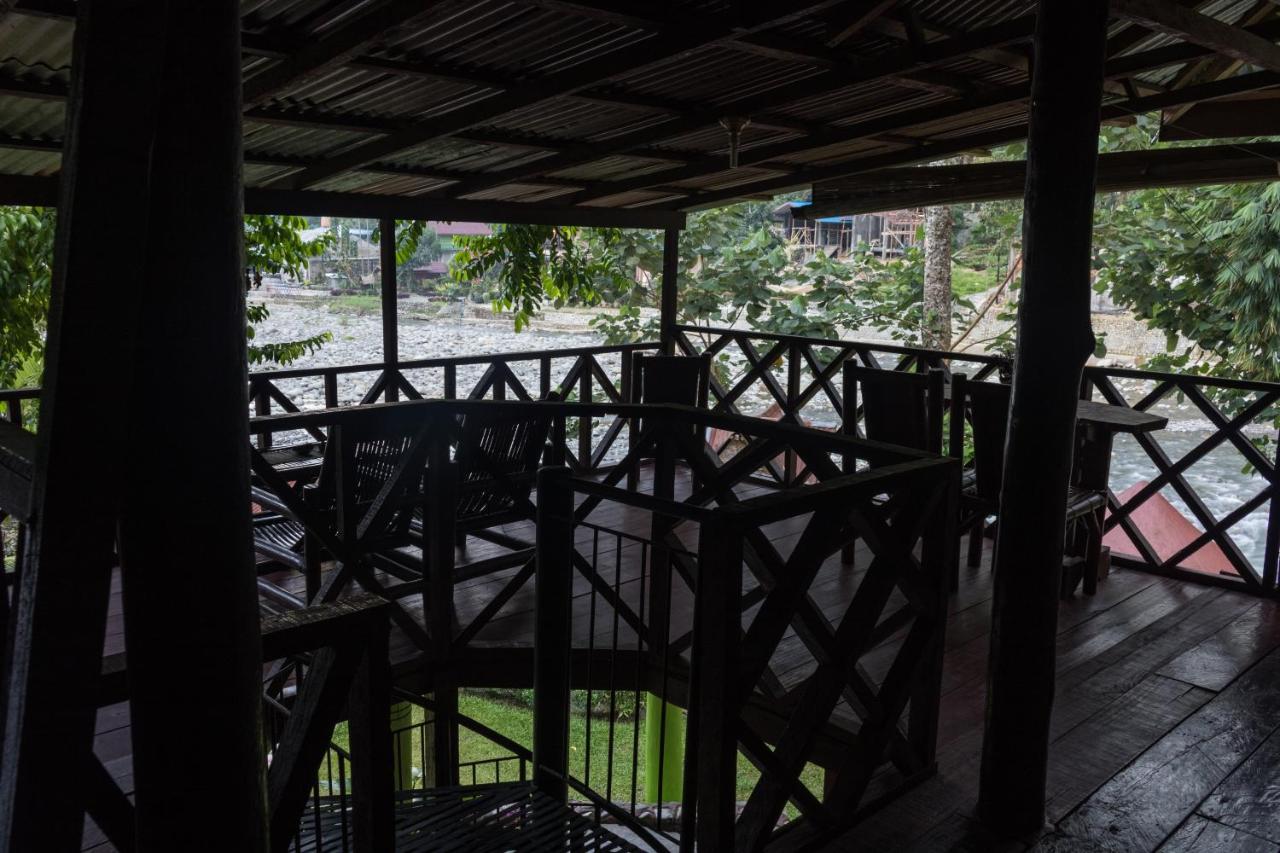 Rain Forest Guest House And Jungle Trekking Bukit Lawang Exterior foto